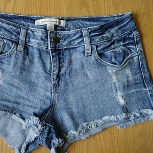 Forever 21 jean shorts size 28